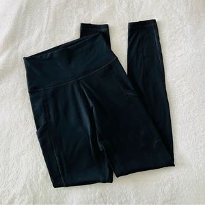 OFFLINE by Aerie Black Warm Up Leggings with Pockets - Size XS.